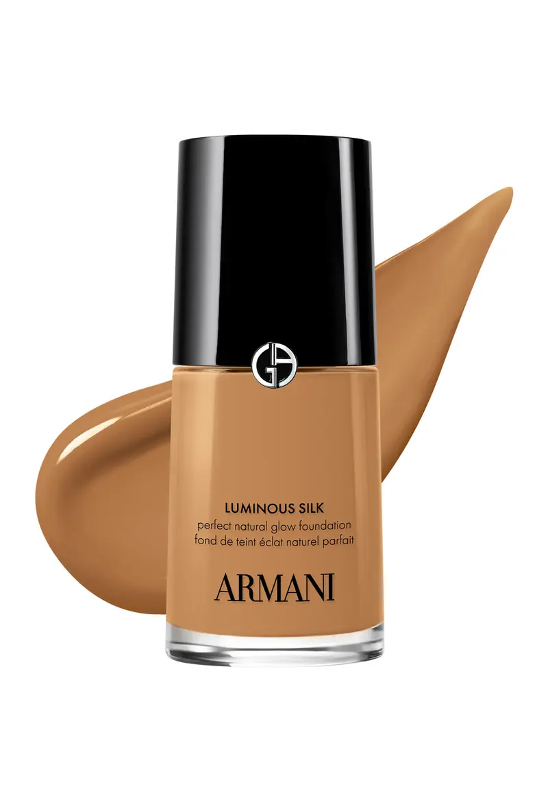 ARMANI Luminous Silk Natural Glow Blurring Foundation with 24-Hour Wear